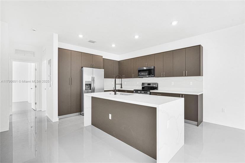 Picture of 22578 SW 124 Ct # A, Miami FL 33170