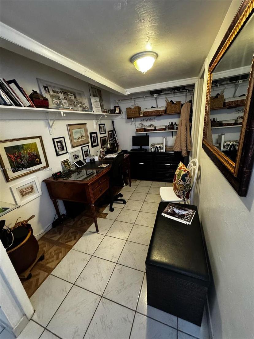Picture of 16823 SW 113Th Ave # V41342, Miami FL 33157