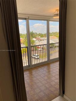 Picture of 9411 SW 4Th St # 404, Miami, FL 33174