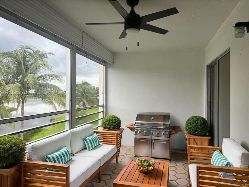 Picture of 3089 E Yarmouth E # 3089, Boca Raton FL 33434
