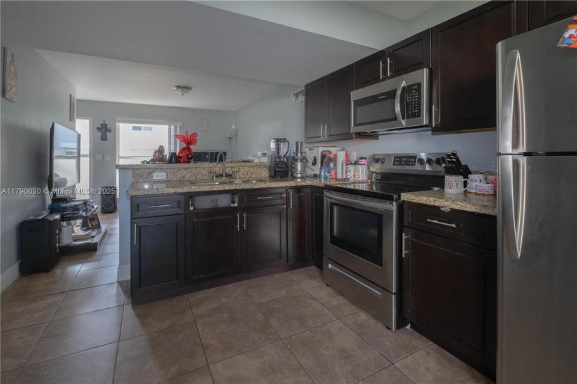 Picture of 1968 NW 4Th Ct # 323, Miami FL 33136