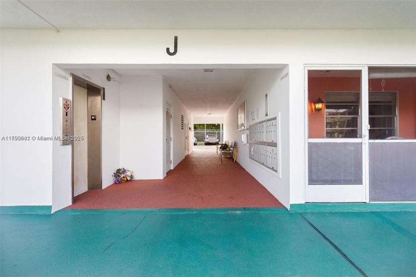 Picture of 5300 Washington St # J116, Hollywood FL 33021