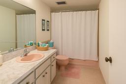 Picture of 4881 NW 22Nd St # B7, Lauderhill, FL 33313