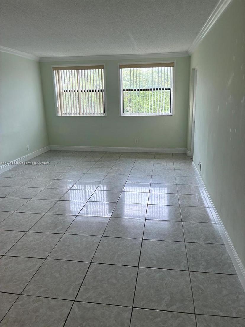 Picture of 8120 Geneva Ct # 551, Doral FL 33166