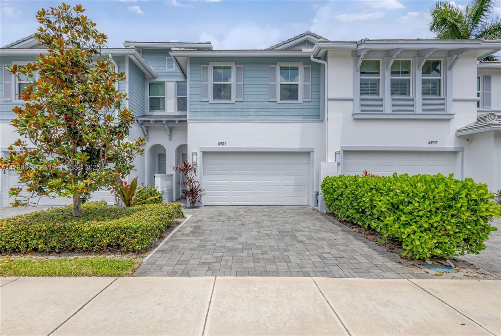 Picture of 4921 Pointe Midtown Way, Palm Beach Gardens, FL 33418