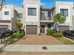 Picture of 21364 NE 2Nd Ct, Miami, FL 33179