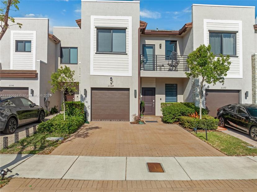 Picture of 21364 NE 2Nd Ct, Miami FL 33179