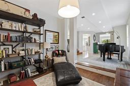 Picture of 10470 NW 58Th Ter, Doral, FL 33178