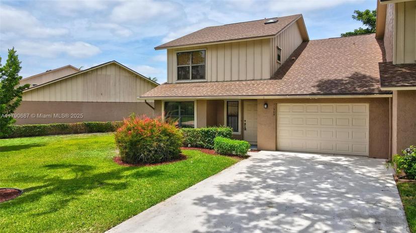 Picture of 11905 Donlin Dr, Wellington FL 33414
