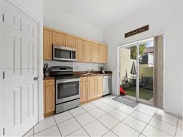 Picture of 2352 SE 21St St, Homestead, FL 33035