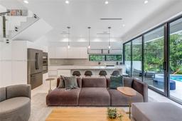 Picture of 1311 Bay Dr, Miami Beach, FL 33141