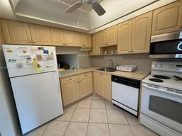 Picture of 7797 Golf Cir Dr # 102, Margate, FL 33063