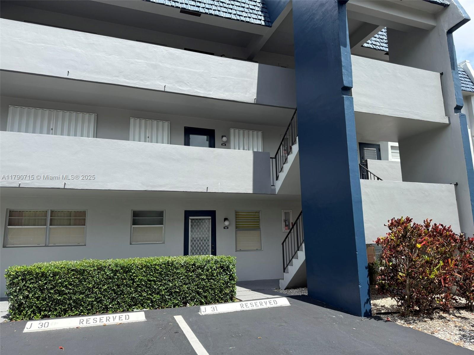 Picture of 7797 Golf Cir Dr # 102, Margate, FL 33063