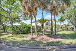 Picture of 10004 NW 57Th Pl, Coral Springs, FL 33076