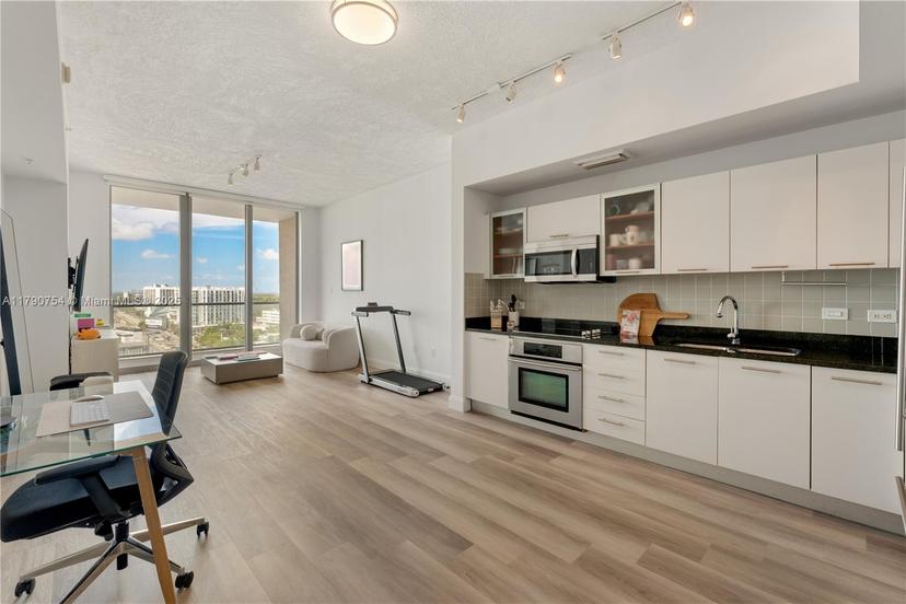 Picture of 3470 E Coast Ave # H1402, Miami FL 33137