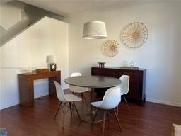 Picture of 2861 NE 185Th St # 305, Aventura, FL 33180