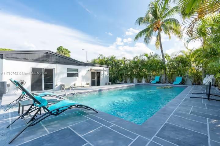 Picture of 17650 NE 19Th Ave, North Miami Beach FL 33162