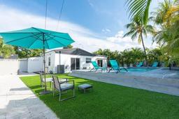 Picture of 17650 NE 19Th Ave, North Miami Beach, FL 33162