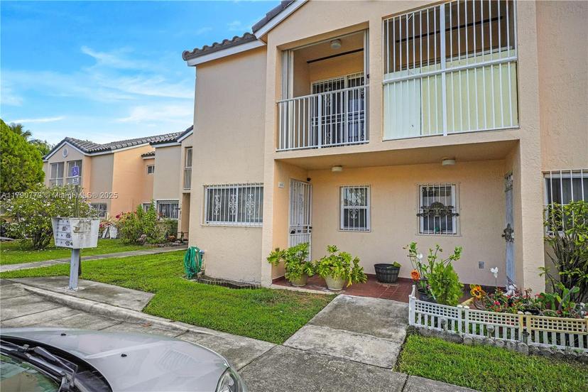 Picture of 2700 NW 25Th Ave # 6, Miami FL 33142