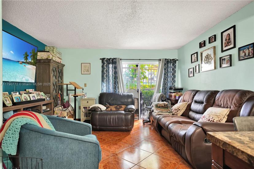 Picture of 2700 NW 25Th Ave # 6, Miami FL 33142