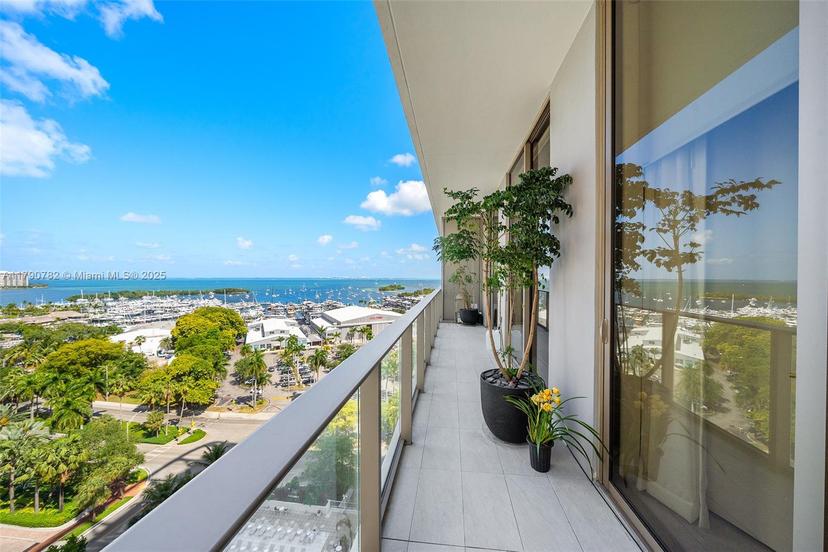 Picture of 2655 S Bayshore Drive # 1006, Coconut Grove FL 33133