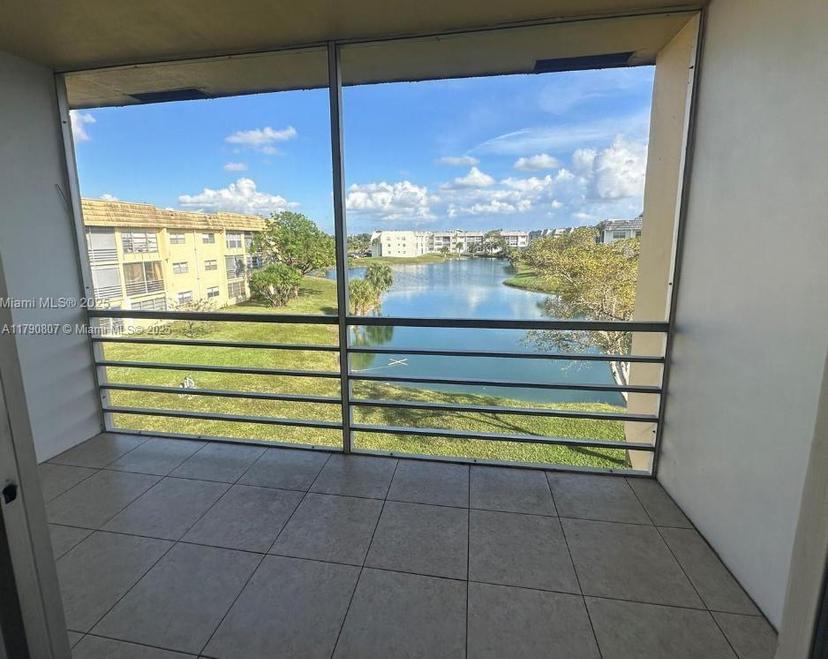 Picture of 8400 Sunrise Lakes Blvd # 310, Sunrise FL 33322