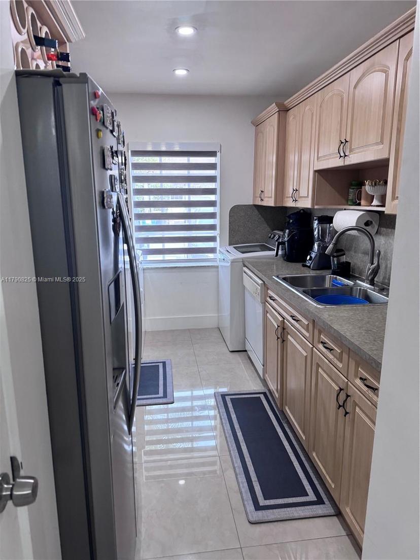 Picture of 5308 SW 138Th Pl, Miami FL 33175