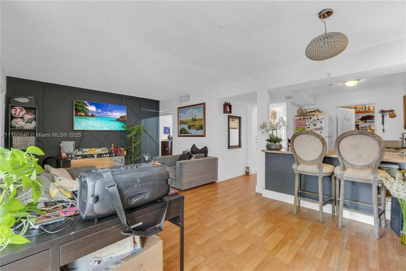 Picture of 508 NW 11Th St, Miami FL 33136