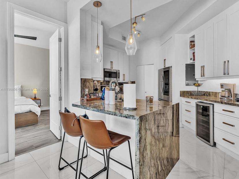 Picture of 888 Brickell Key Dr # 2709, Miami FL 33131