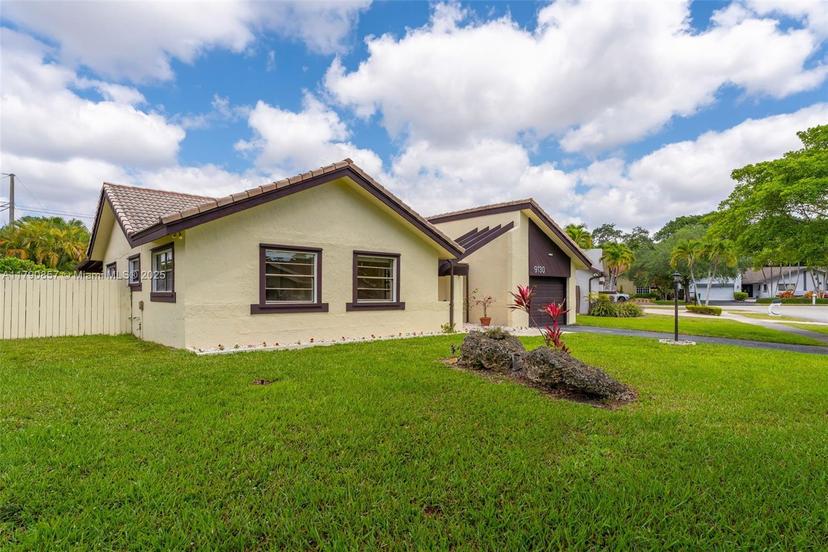 Picture of 9130 SW 101St Ave, Miami FL 33176