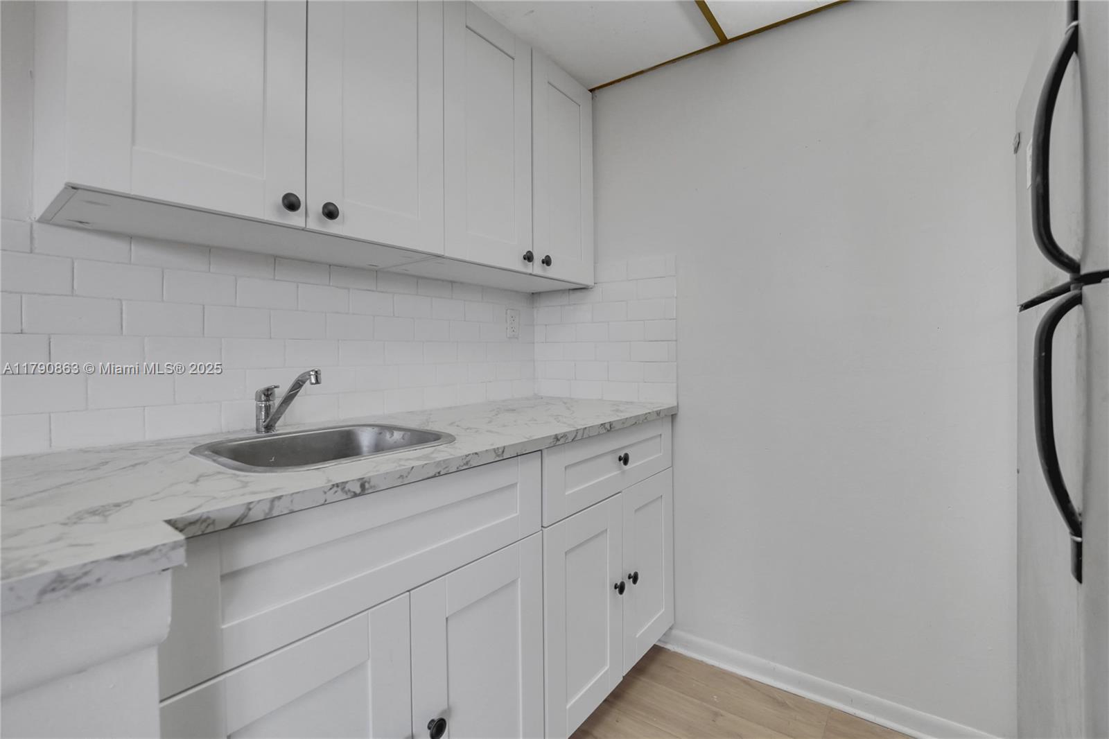 Picture of 2145 Pierce St # 418, Hollywood, FL 33020