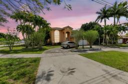 Picture of 15837 SW 147Th Ave, Miami, FL 33187