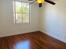 Picture of 1450 SE 3Rd Ave # 205, Dania Beach, FL 33004