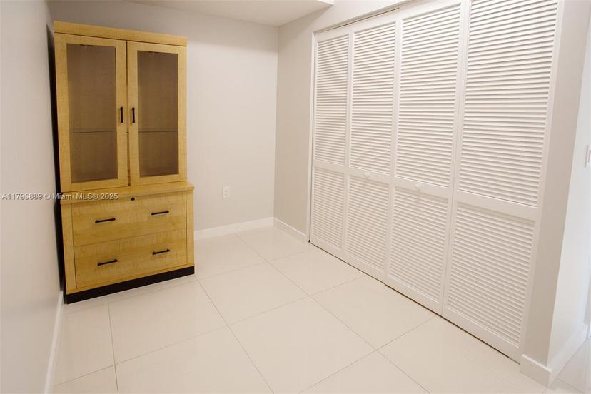 Picture of 7825 NW 107Th Ave # 417, Doral FL 33178