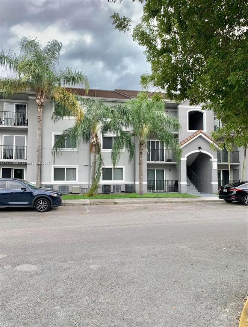 Picture of 15470 SW 284Th St # 3308, Homestead FL 33033