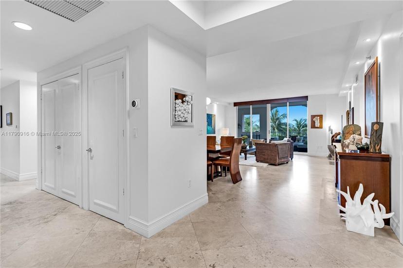 Picture of 727 Crandon Blvd # 401, Key Biscayne FL 33149