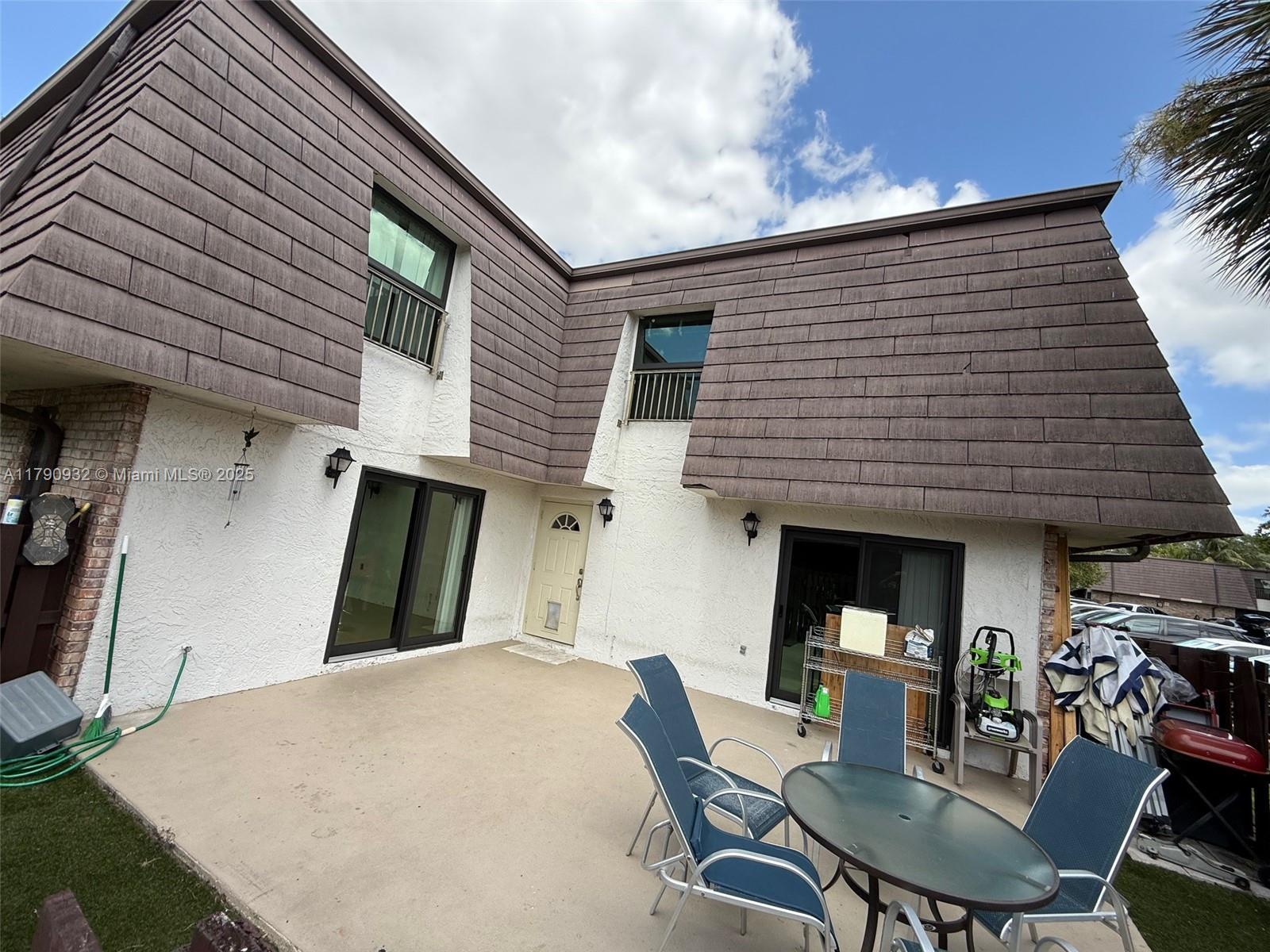 Picture of 2552 NW 99Th Ave, Coral Springs, FL 33065