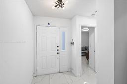 Picture of 2215 SE 7Th Pl, Homestead, FL 33033
