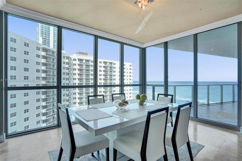 Picture of 3101 S Ocean Dr # 1003, Hollywood FL 33019