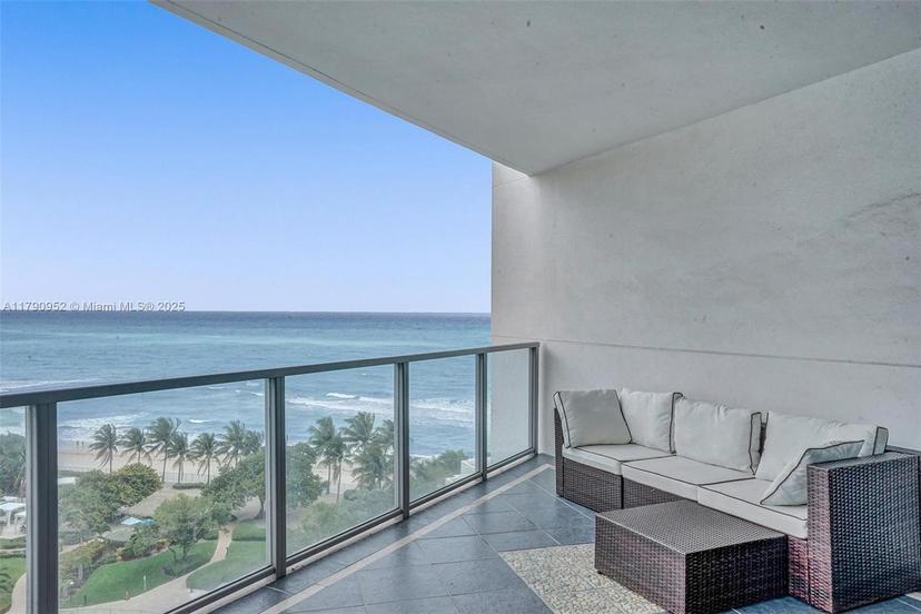 Picture of 3101 S Ocean Dr # 1003, Hollywood FL 33019