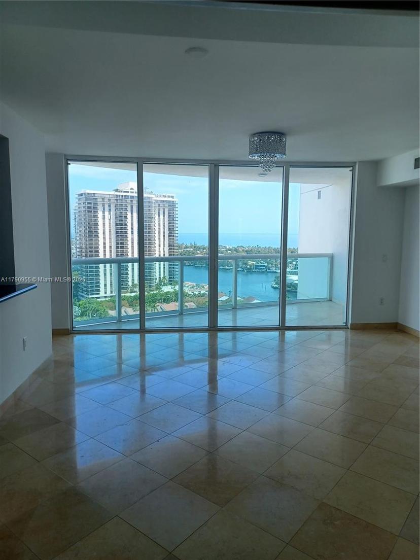 Picture of 19400 Turnberry Way # 1831, Aventura FL 33180