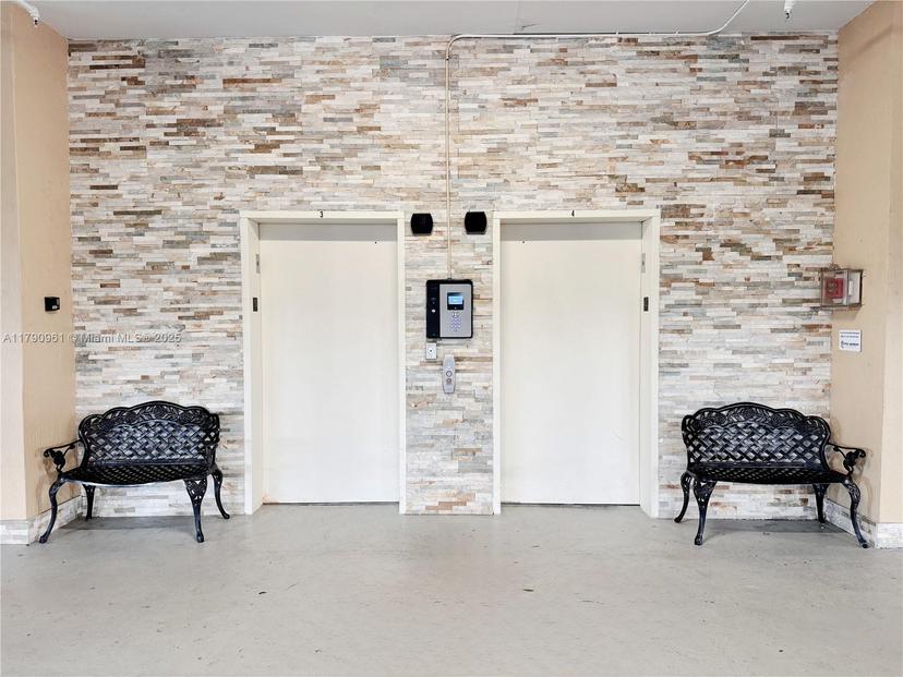 Picture of 8440 SW 8Th St # 304A, Miami FL 33144