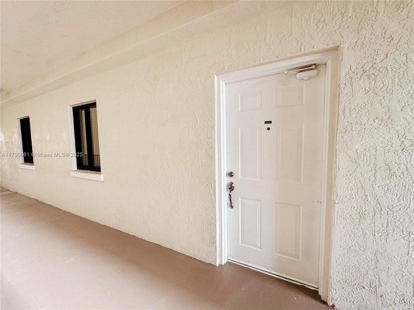 Picture of 8440 SW 8Th St # 304A, Miami FL 33144