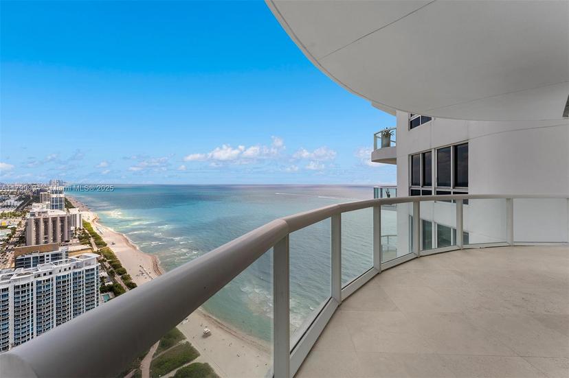 Picture of 6365 Collins Ave # 11, Miami Beach FL 33141