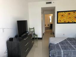 Picture of 9725 NW 52Nd St # 407, Doral, FL 33178