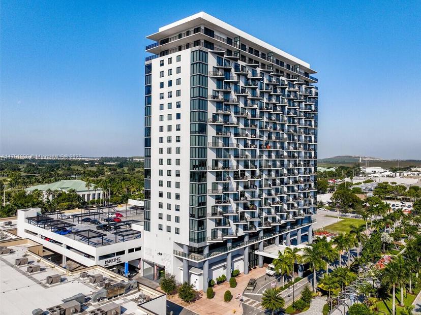 Picture of 5300 Paseo Blvd # 1807, Doral FL 33166