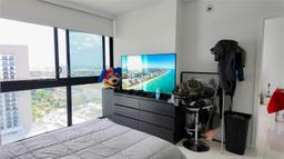 Picture of 5300 Paseo Blvd # 1807, Doral, FL 33166