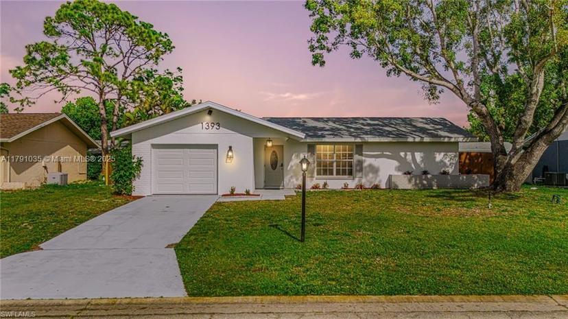 Picture of 1393 White Cedar Ln, Other City - In The State Of Florida FL 33917