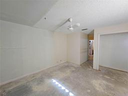 Picture of 109 Briarwood Cir # 2, Hollywood, FL 33024