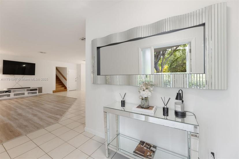 Picture of 7920 SW 132Nd St, Pinecrest FL 33156